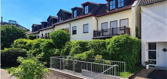 Hübsche 2-Zi-Wohnung in Rheinlage von Königswinter mit Blick auf den Petersberg und den Drachenfels!