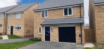 4 bedroom detached house to rent