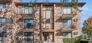 220 Klein Creek Ct Unit 3C, Carol Stream, IL 60188