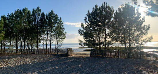 Villa avec piscine proche bassin