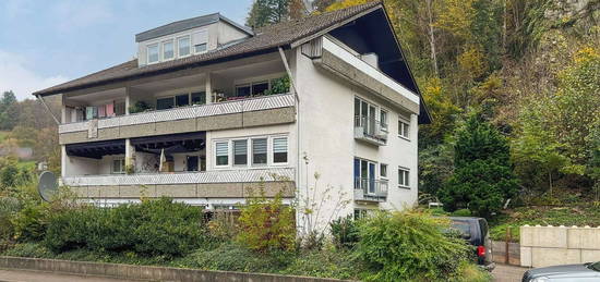 Wohnen im Grünen: Geräumige 3-Zimmer-Wohnung in idyllischer Lage im Schwarzwald