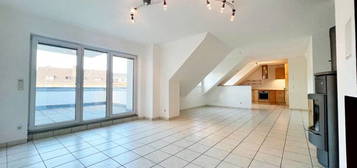 lichtdurchflutete Wohnung + Appartement mit 2 Balkonen, Loggia und Tiefgaragenstellplatz!