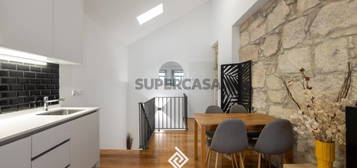 Apartamento T1 Duplex na Rua de Cedofeita, Porto