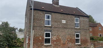 2 bedroom detached house to rent