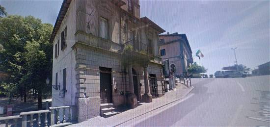 Palazzo - Edificio via Antonio Gramsci 9, Vallerano