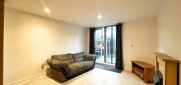 2 bedroom ground floor flat to rent