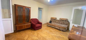 Apartament  2 camere Podul de Piatra , 50 metri, etaj 4 Cod:156422