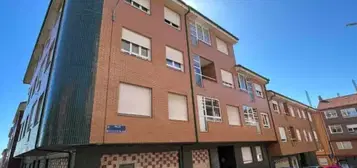 Apartamento en calle Restituto Ruano