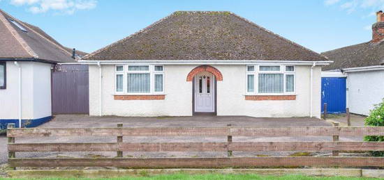 Bungalow for sale in Oxford Road, Kidlington OX5