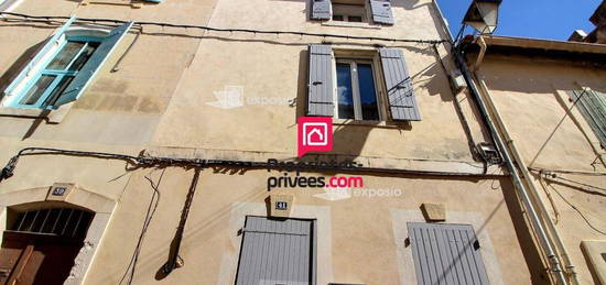 Immeuble avec 3 appartements - Tarascon -145 m² - 224 000 Euros