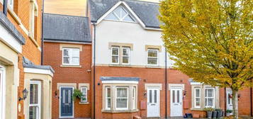 4 bedroom terraced house