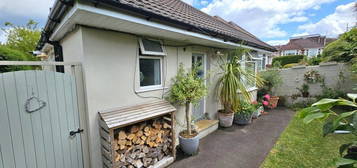 2 bed detached bungalow for sale