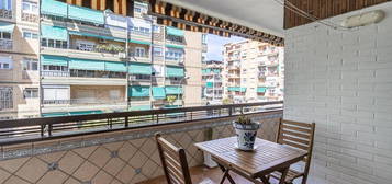 Piso en venta en Avenida de América, 34, Barrio de Zaidín