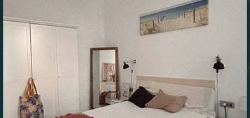 Apartament 3 camere - zona Peninsulara