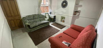 4 bedroom terraced house