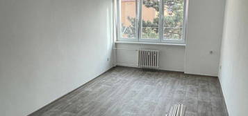 Pronájem bytu 3+kk 69 m² (Jednopodlažní)