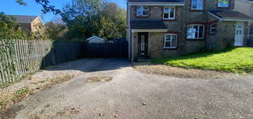 3 bed semi-detached house for sale