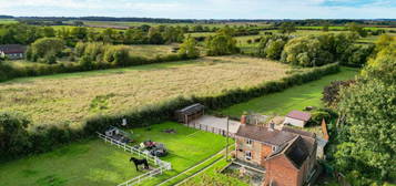 4 bedroom country house for sale