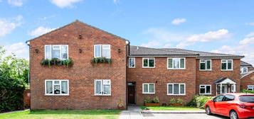 Flat for sale in Linden Way, Shepperton, Surrey TW17