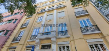 LISBOA - AVENIDAS NOVAS - APARTAMENTO T4 126M2 - AO CIMO PARQUE EDUARDO VII