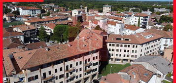 Ampio APPARTAMENTO TRICAMERE in centro a Cervignan