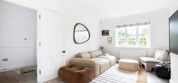 Terraced house to rent in Temple Fortune Lane, London NW11