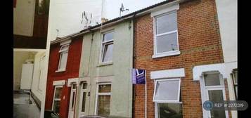 3 bedroom terraced house