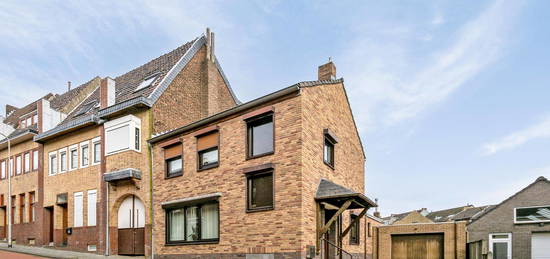 Koestraat 8