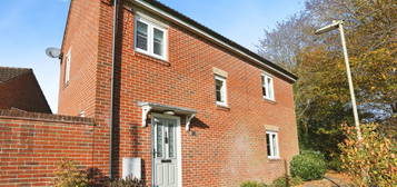 3 bed semi-detached house for sale