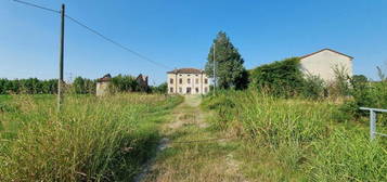 CASA DI CORTE A BORGO VIRGILIO