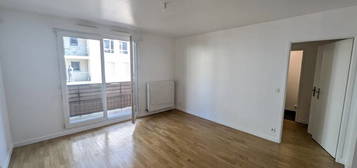 Appartement  à louer, 3 pièces, 2 chambres, 56 m²