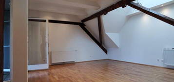 3 Zimmer - 93 m² DG Whg. +. 15m² Terrasse