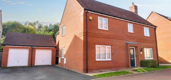 4 bedroom detached house to rent