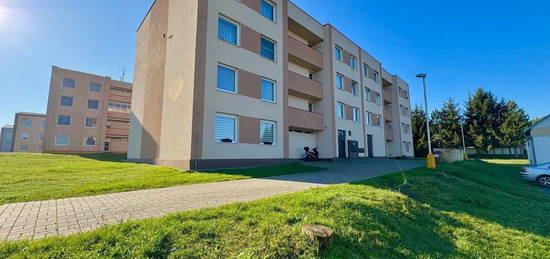 Byt 3+kk, 62 m², Na Hůrce, Vroutek