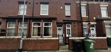 Terraced house to rent in Copperfield View, Leeds LS9