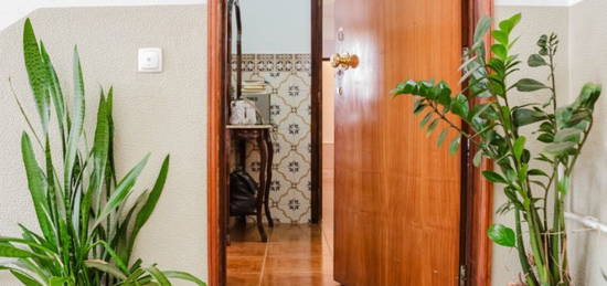 Apartamento T4 em Localização Central