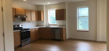 South End Apartments, 316 Flynn Ave #404, Burlington, VT 05401