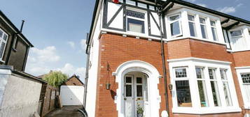 3 bedroom semi-detached house