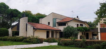 Villa in vendita in via Attilio Basso