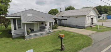 1097 N  Main St, Mount Pleasant, TN 38474