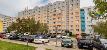 Novozrekonštrovaný veľký 3 izbový byt na Pribišovej ul., 79m2