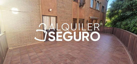 Piso de alquiler en Rio Guadalquivir, Centro