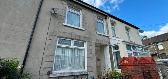 3 bed terraced house to rent