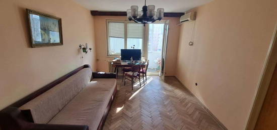 Tomis 3-apartament 2 camere decomandat -circular liber