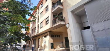 Piso en venta en calle Estatut, 28