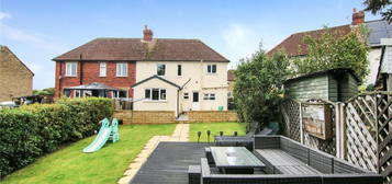 4 bedroom semi-detached house for sale