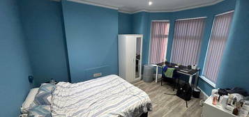 6 bed shared accommodation to rent