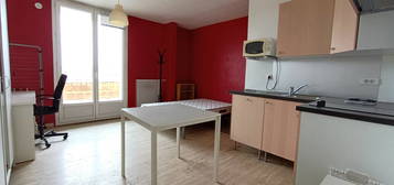 Location appartement 1 pièce 27 m²