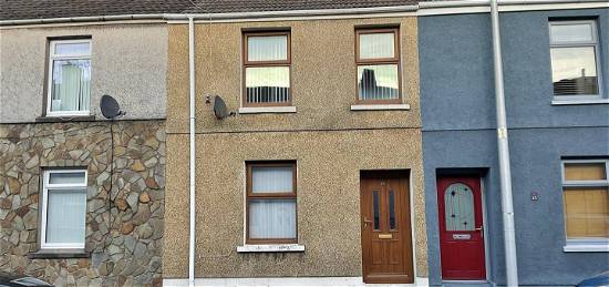 Terraced house to rent in Dillwyn Street, Llanelli SA15