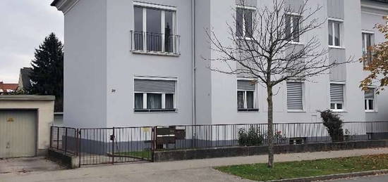 Sehr schöne helle und freundliche Wohnung in toller Lage (Villenviertel - Jessernigstraße)